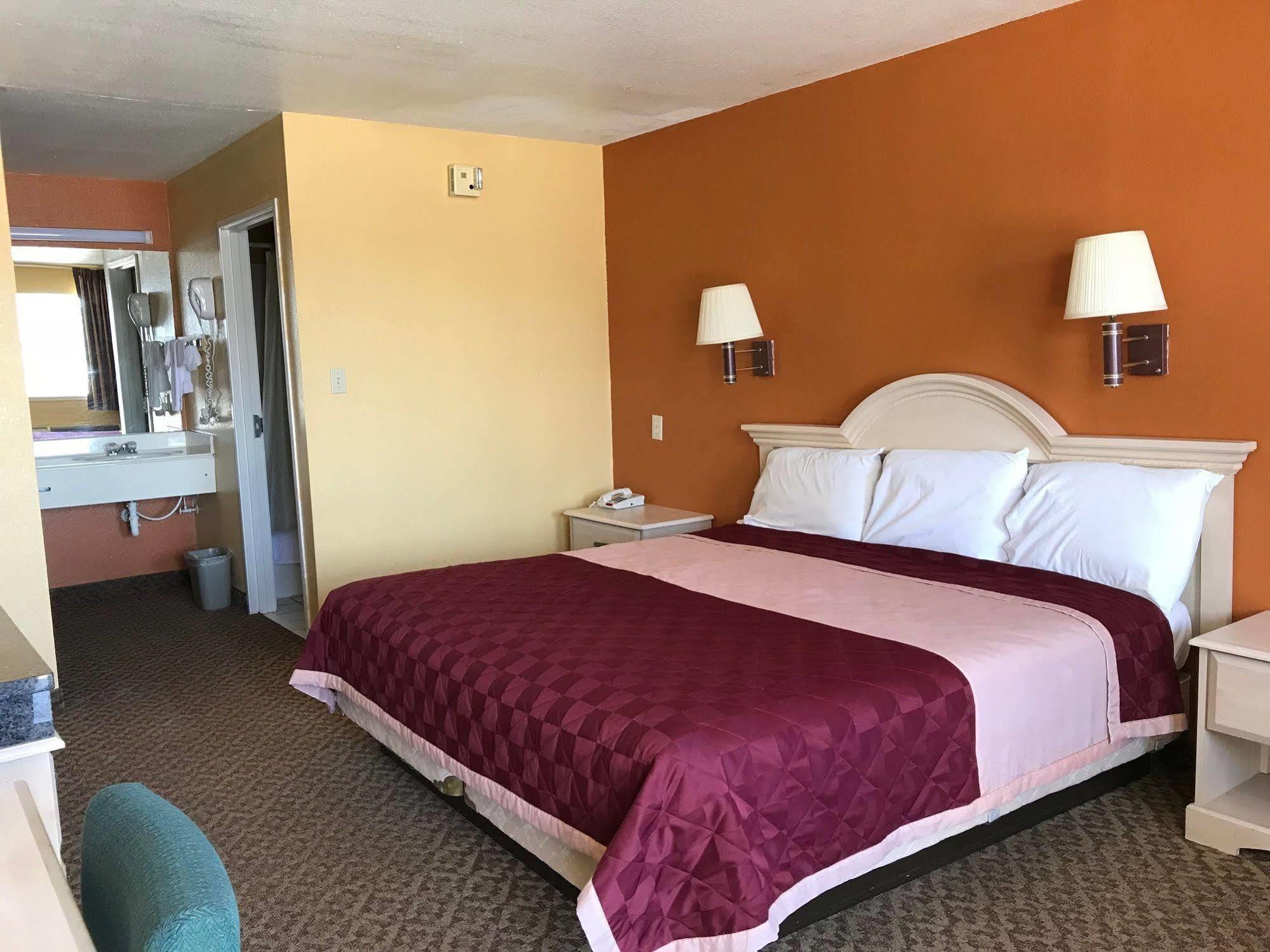 Heights Inn Harker Heights Экстерьер фото