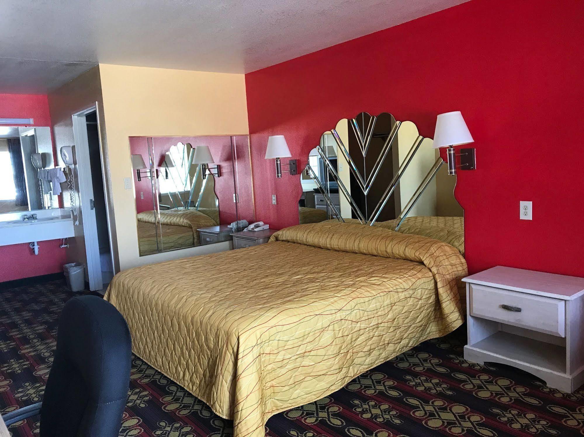 Heights Inn Harker Heights Экстерьер фото