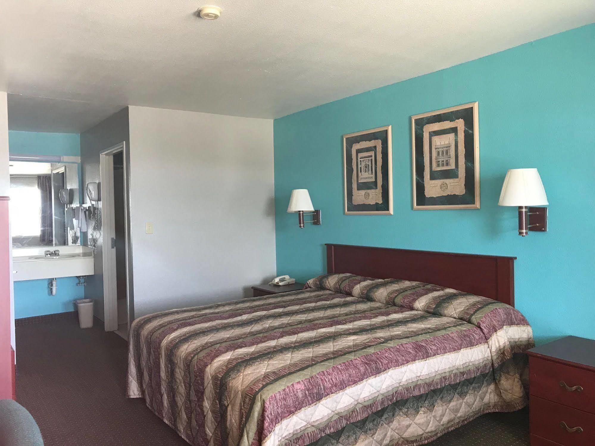 Heights Inn Harker Heights Экстерьер фото