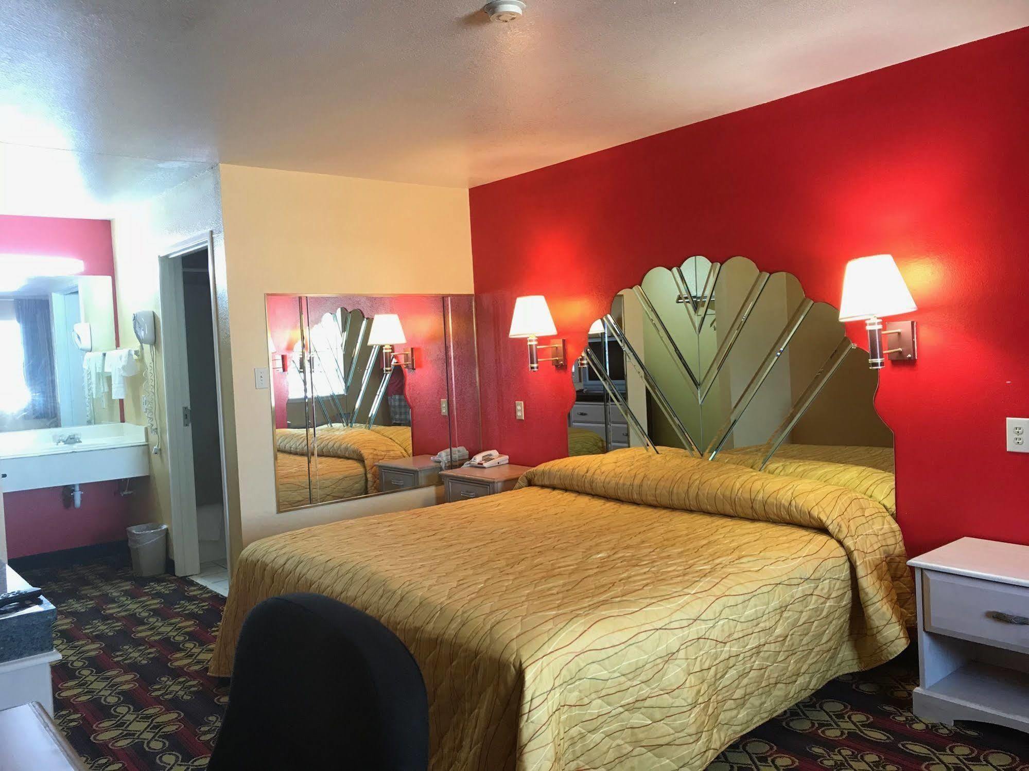 Heights Inn Harker Heights Экстерьер фото